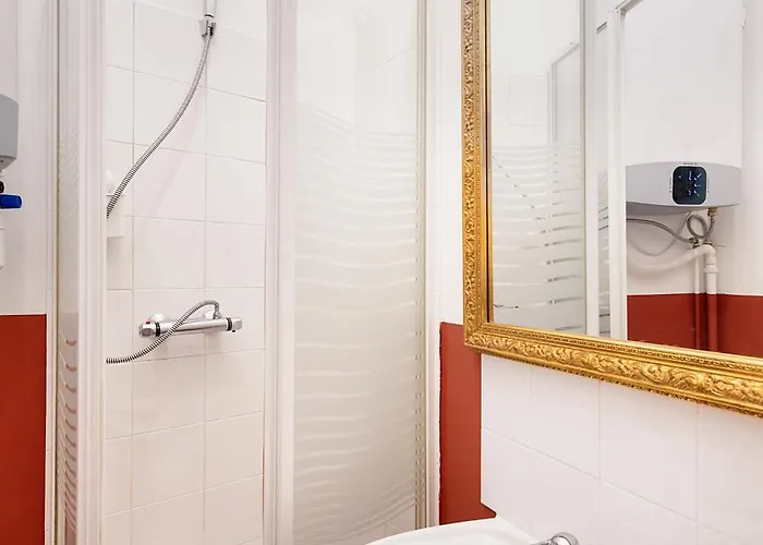 Apartamento Guestrust - Arc De Triomphe 46 *